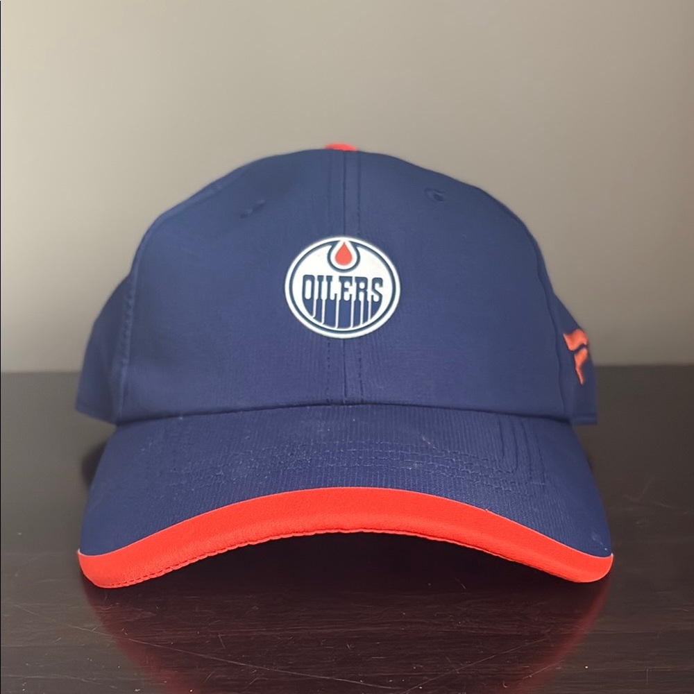 NHL Edmonton Oilers Kids Hat NWOT never worn
